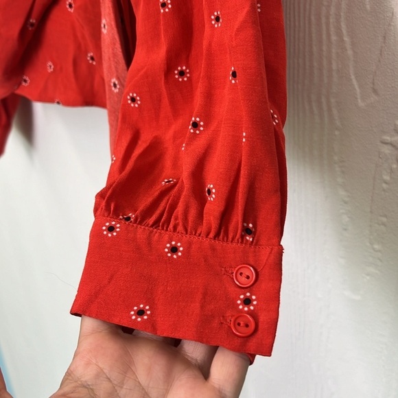 ASTR The Label - Red Olympia Long Sleeve Flower Detail Wrapped Blouse Size Small - Picture 6 of 13